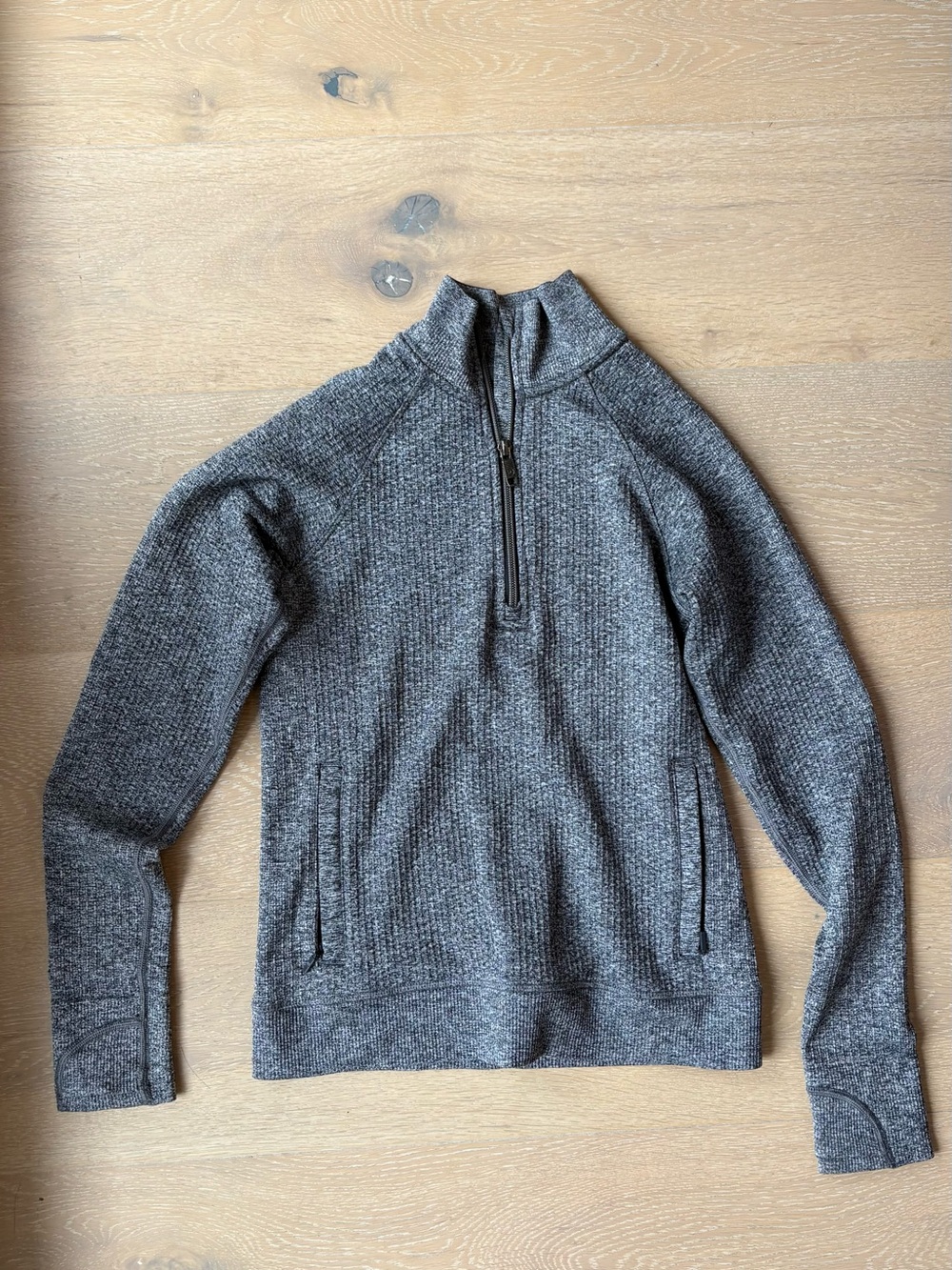 Lululemon Engineered Warmth Half Zip
Graphite Grey / White